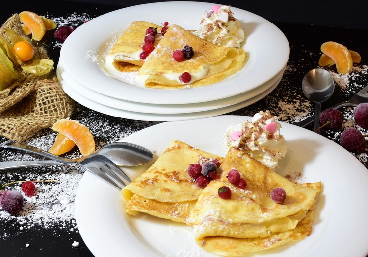 Crepes with Frozen Berries and Whipped Cream Recipe