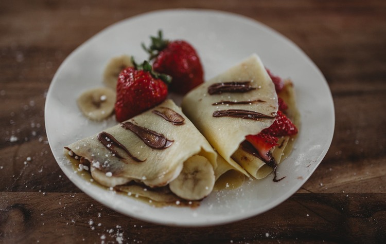Banana and Strawberry Crepes with Chocolate Sauce Recipe